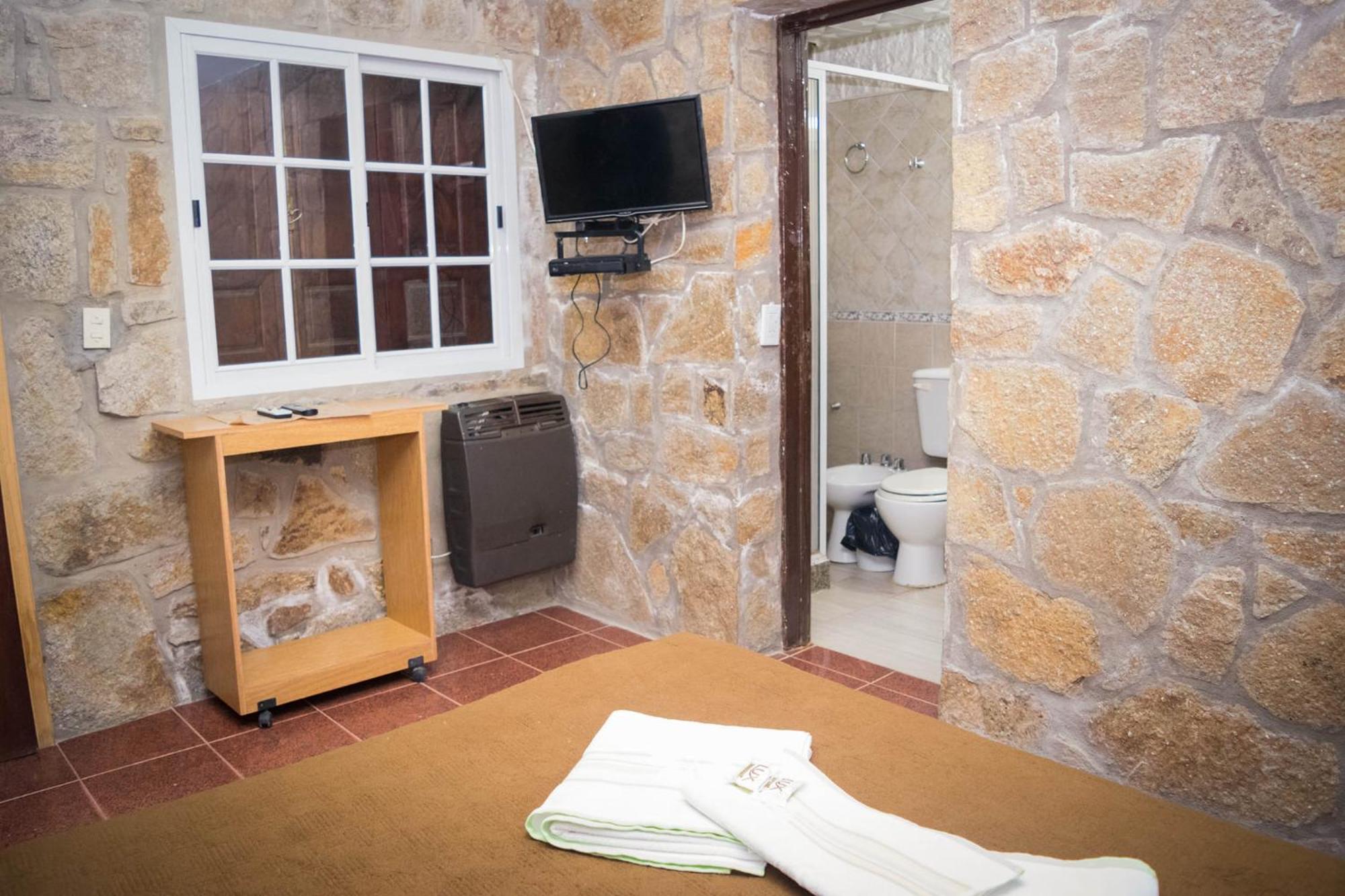 Hostal "El Tomolasta" La Carolina Room photo
